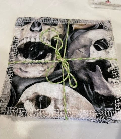 Skull design - washable, re-usable bamboo face wipes x 4